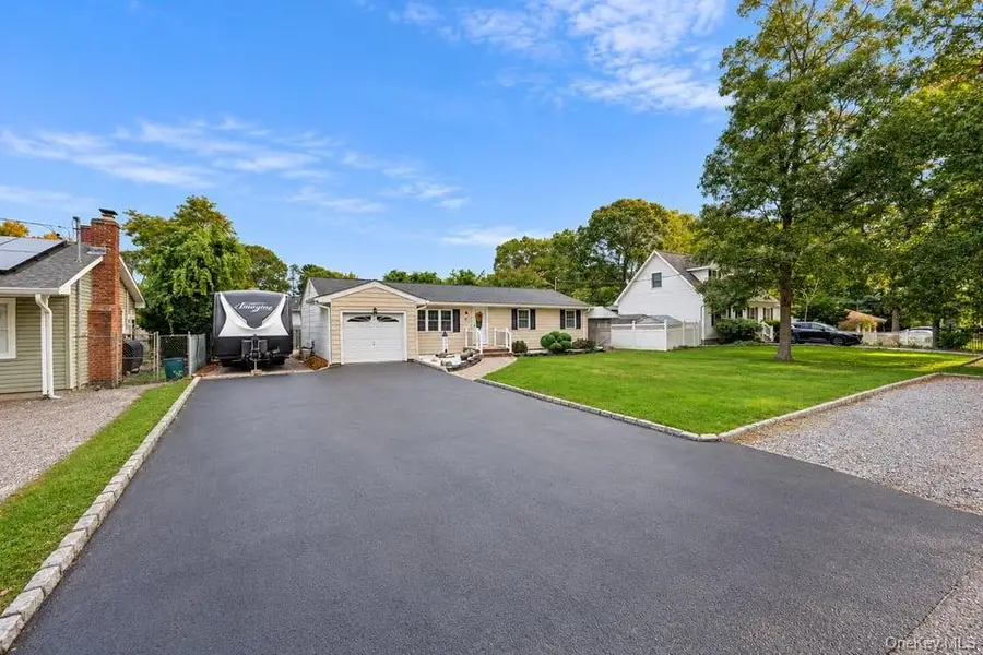81 Wood Avenue, Mastic, NY 11950 - #2