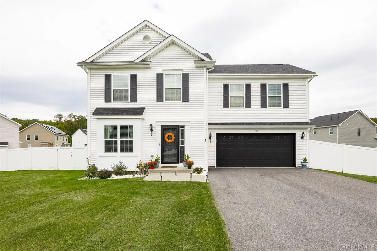 6 Stonewall Circle, Poughkeepsie, NY 12603 - #1