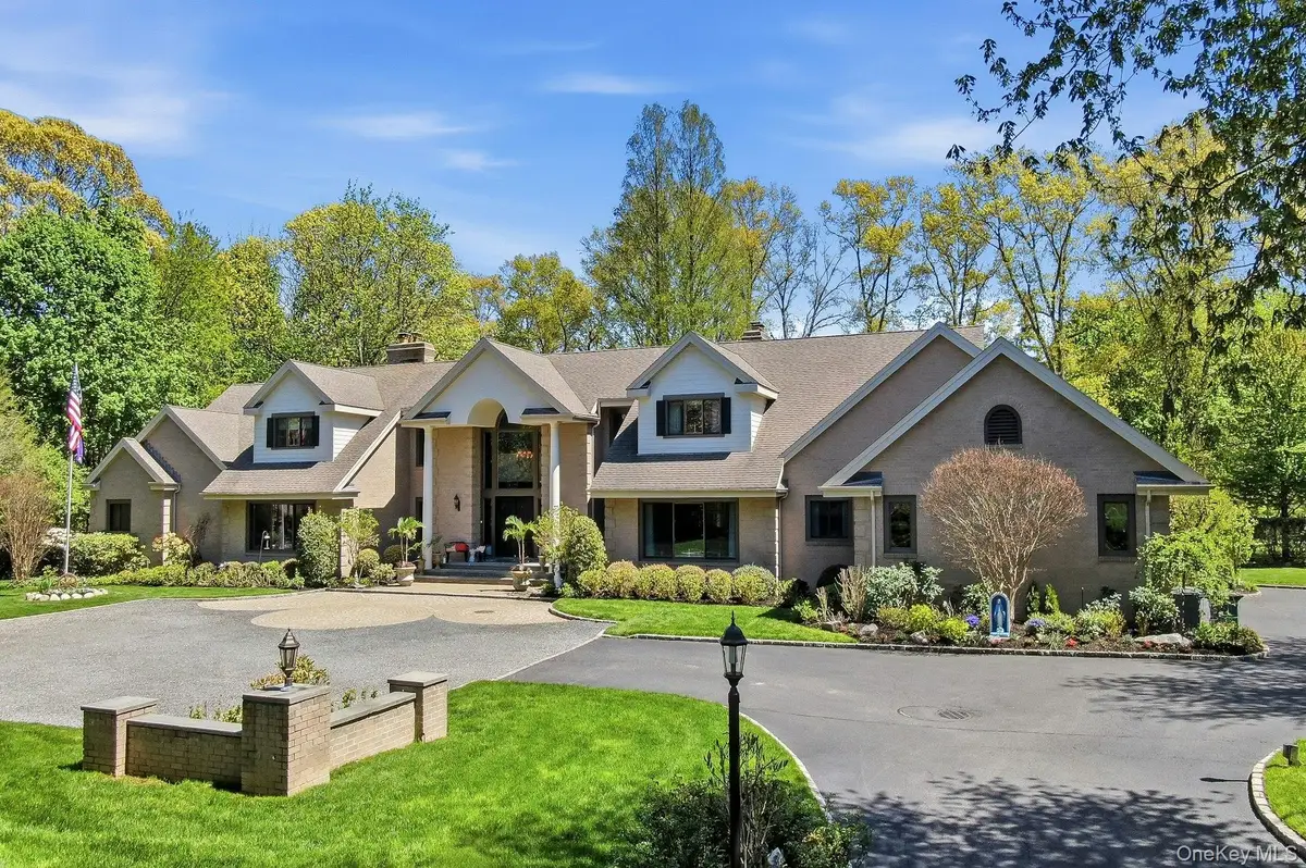 10 Fox Meadow Lane, Lloyd Harbor, NY 11743 - #1