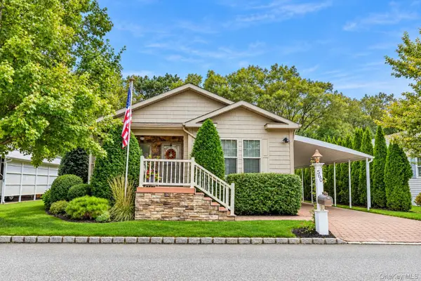1661 Old Country Road #560, Riverhead, NY 11901
