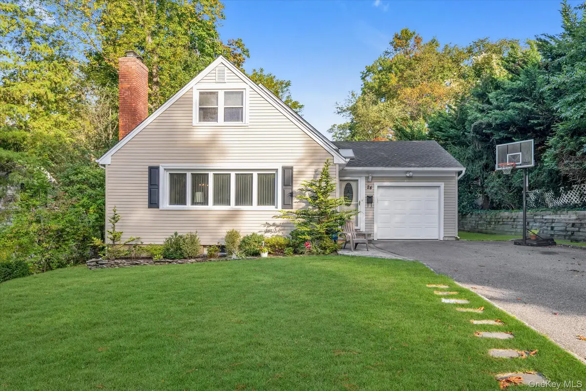 24 Summit Road, Port Washington, NY 11050 - #1