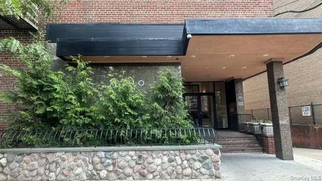 134-54 Maple Avenue #6E, Flushing, NY 11355 - #1