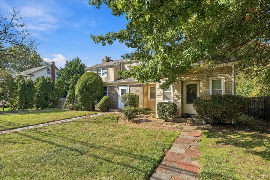 201 Hempstead Avenue, Malverne, NY 11565 - #3