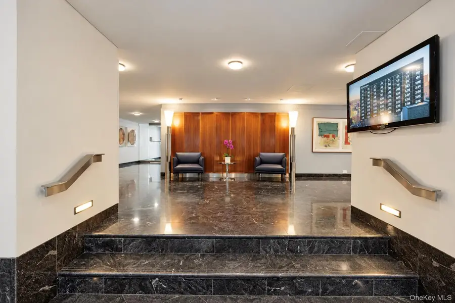 392 Central Park W #2R, New York, NY 10025 - #2