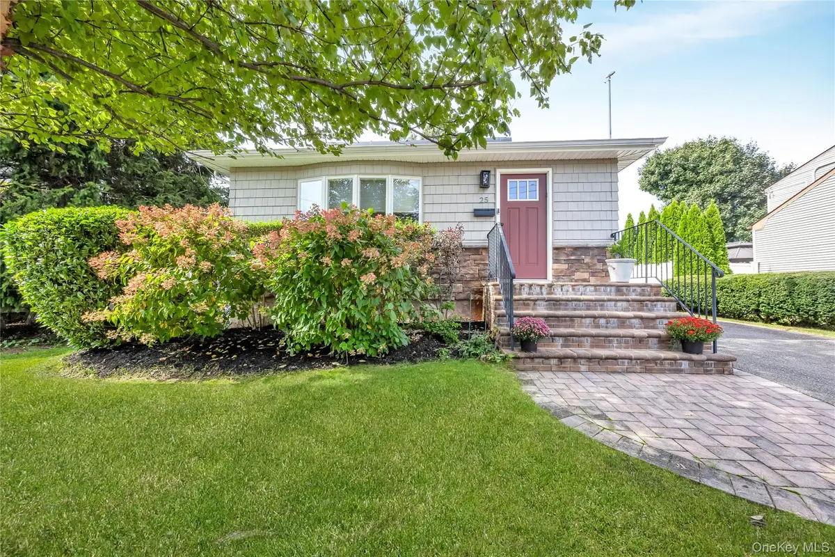 25 Frank Avenue, Farmingdale, NY 11735 - #1