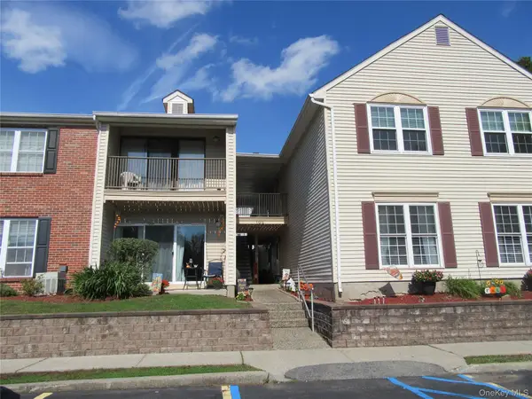 102 Cartwheel Court #22, Washingtonville, NY 10992
