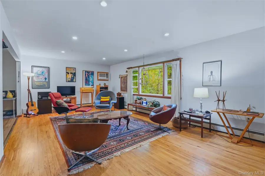 5 Stonehedge Avenue, New Paltz, NY 12561 - #3