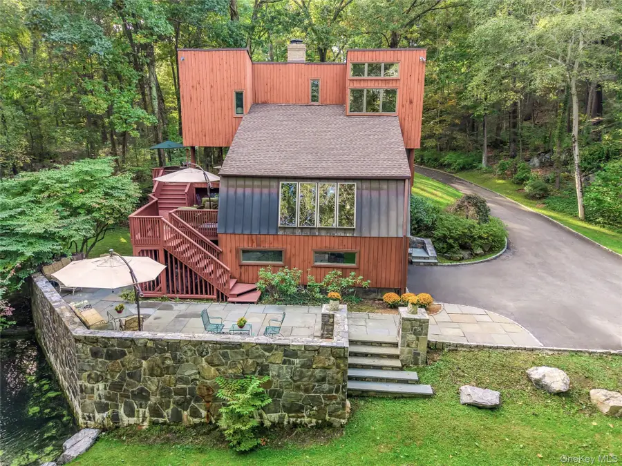 7 Cabin Ridge Road, Chappaqua, NY 10514 - #2