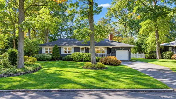2306 Pine Avenue, Ronkonkoma, NY 11779