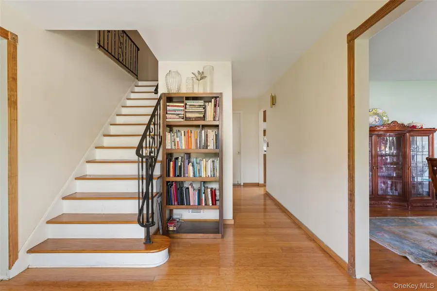 16 Cadillac Drive, New Rochelle, NY 10804 - #3