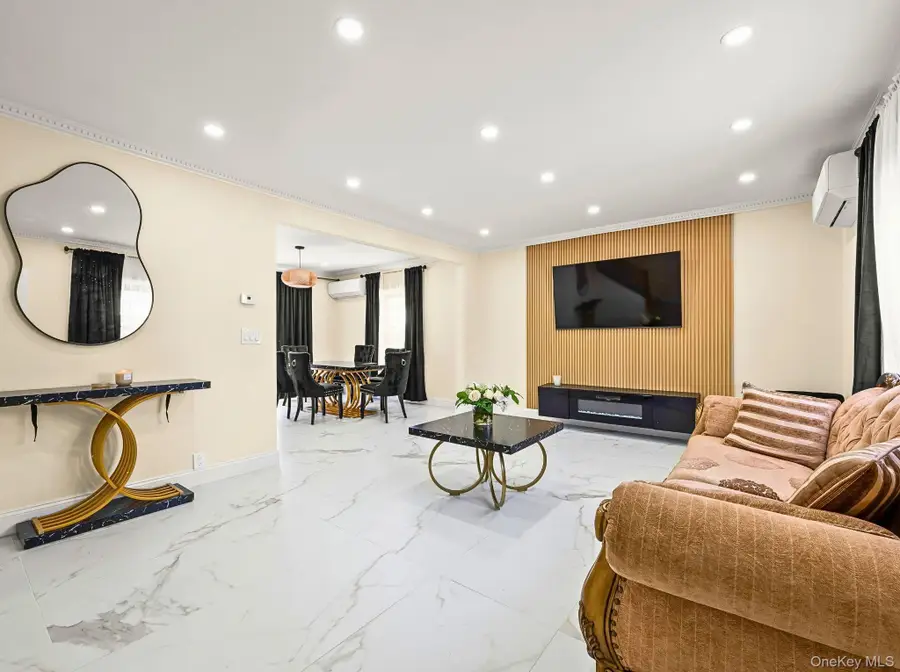 65-15 183rd Street, Fresh Meadows, NY 11365 - #3