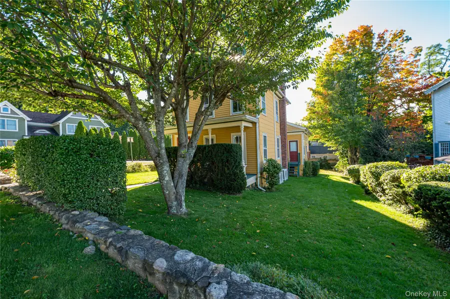 208 Williams Street, Port Jefferson, NY 11777 - #3