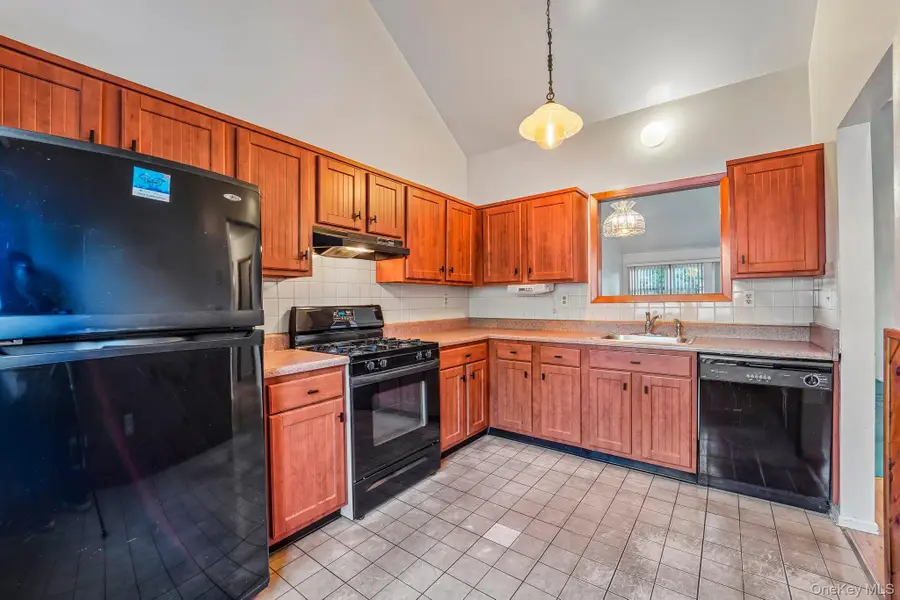 135 W Nyack Road #118, Nanuet, NY 10954 - #3