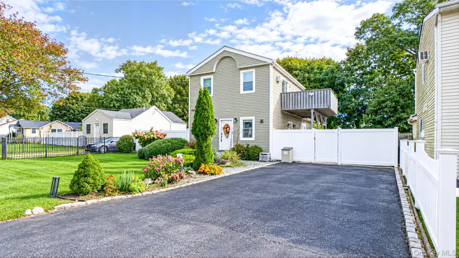 73 Lynbrook Drive, Mastic Beach, NY 11951 - #3