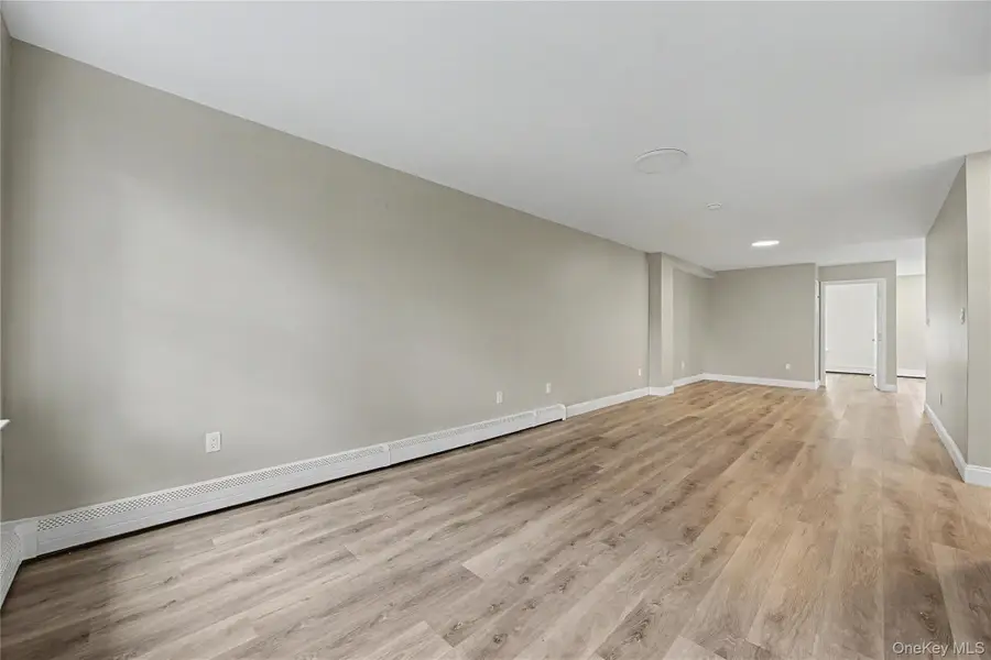 529 S 11th Avenue, Mount Vernon, NY 10550 - #3