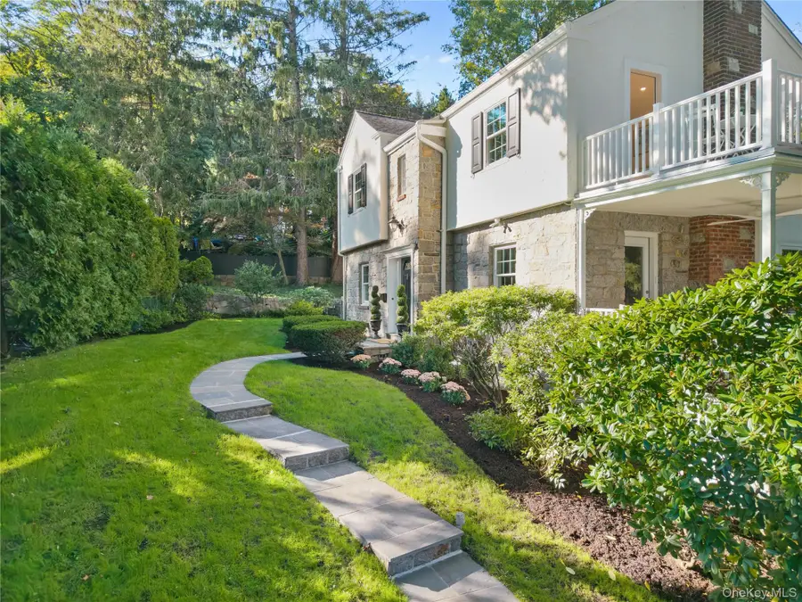 41 Thornbury Road, Scarsdale, NY 10583 - #2