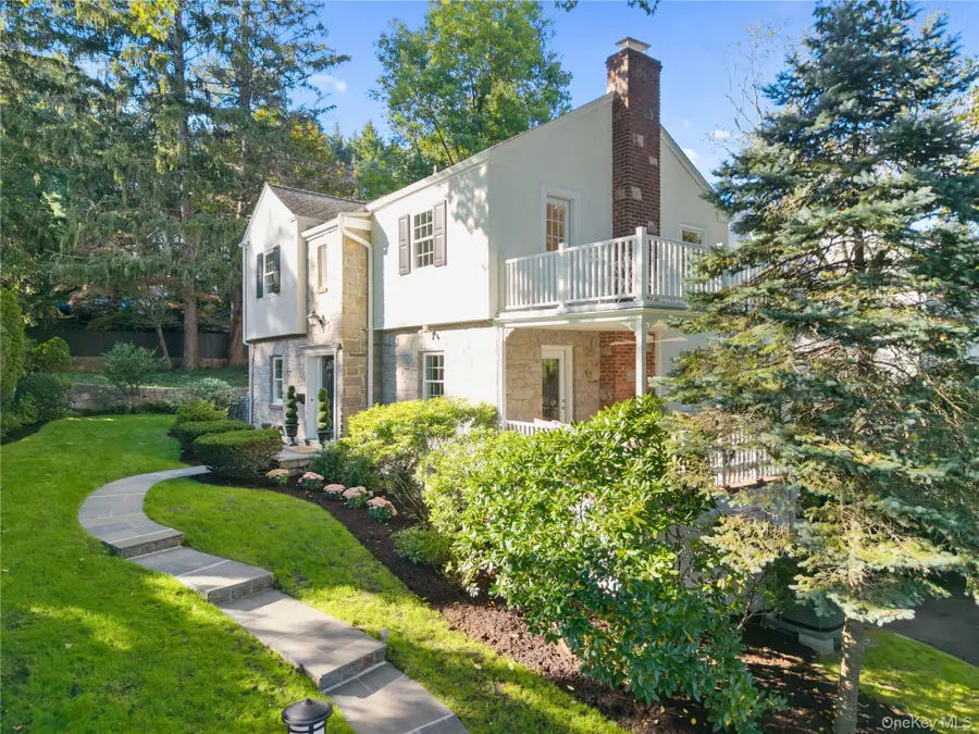 41 Thornbury Road, Scarsdale, NY 10583 - #3