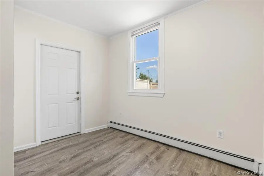 204 Voss Avenue, Yonkers, NY 10703 - #2
