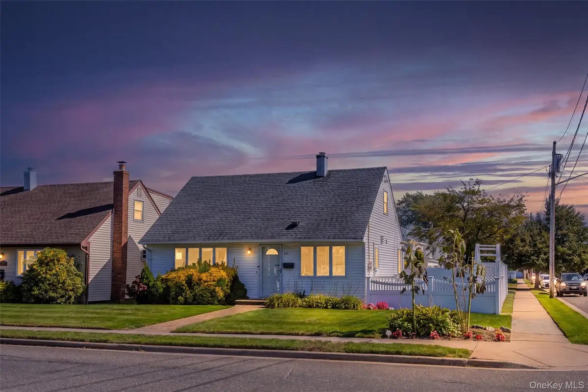 271 Forest Avenue, Massapequa, NY 11758 - #1