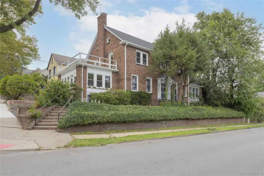 402 Westchester Avenue, Mount Vernon, NY 10552 - #2