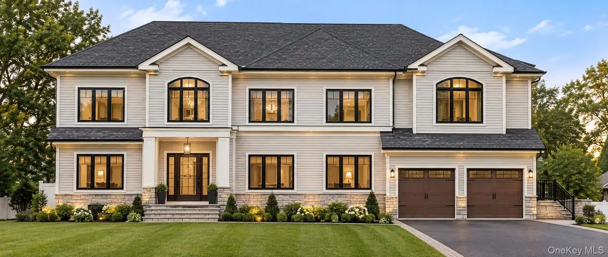 24 Stratford Avenue, Dix Hills, NY 11746 - #1