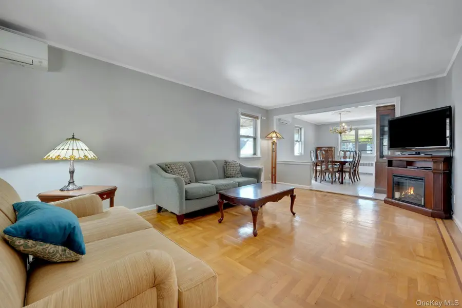 1312 Waring Avenue, Bronx, NY 10469 - #2