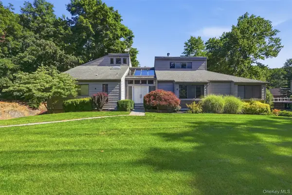 1 Kings Grant Way, Briarcliff Manor, NY 10510