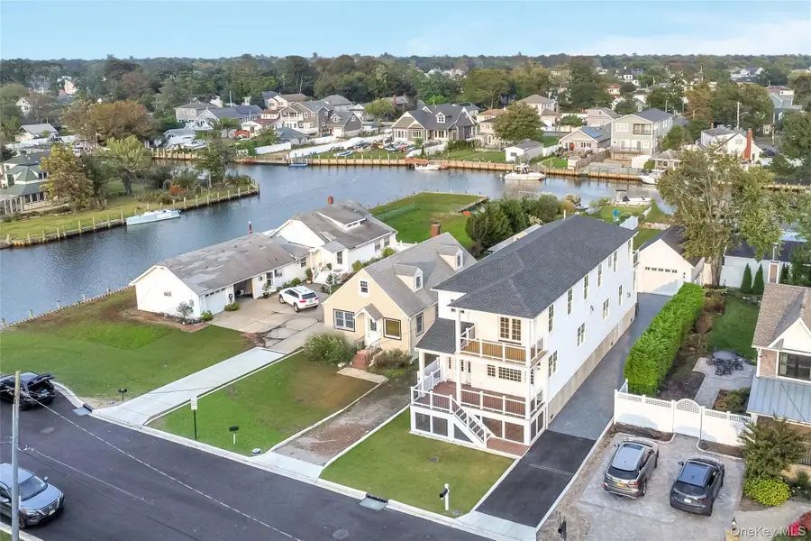 11 Riverdale Avenue, Massapequa, NY 11758 - #2