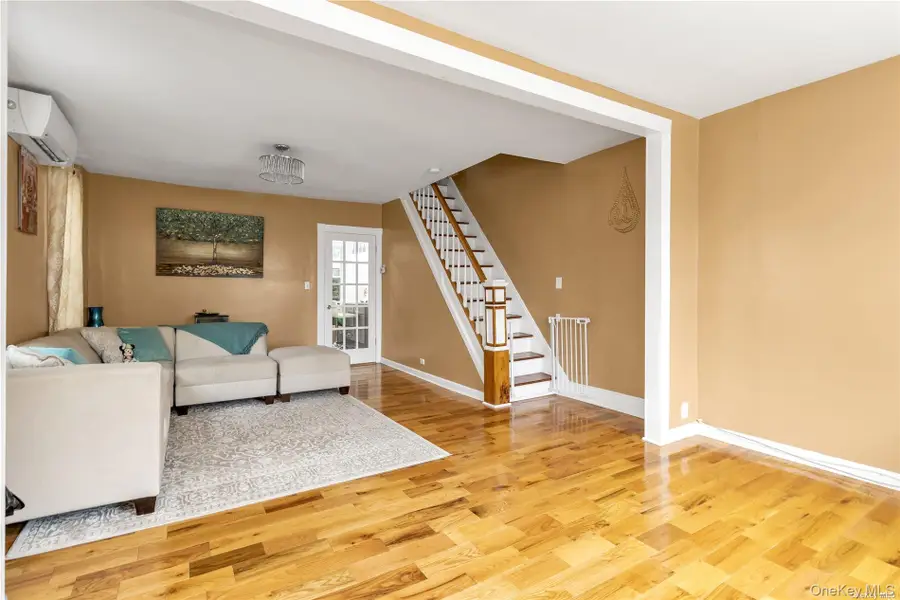 142-34 Sutter Avenue, Jamaica, NY 11436 - #3