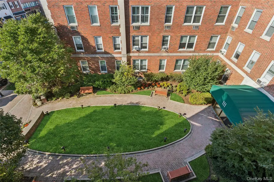 111 7th Street #404, Garden City, NY 11530 - #3