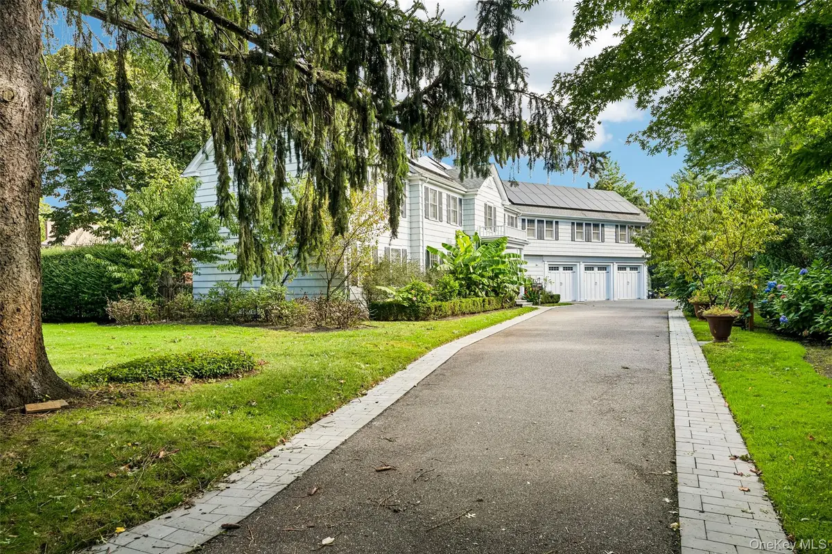 1325 Harbor Road, Hewlett Harbor, NY 11557 - #1