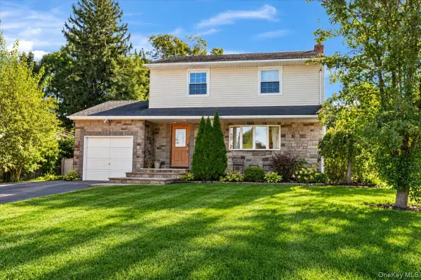 65 Genesee Drive, Commack, NY 11725