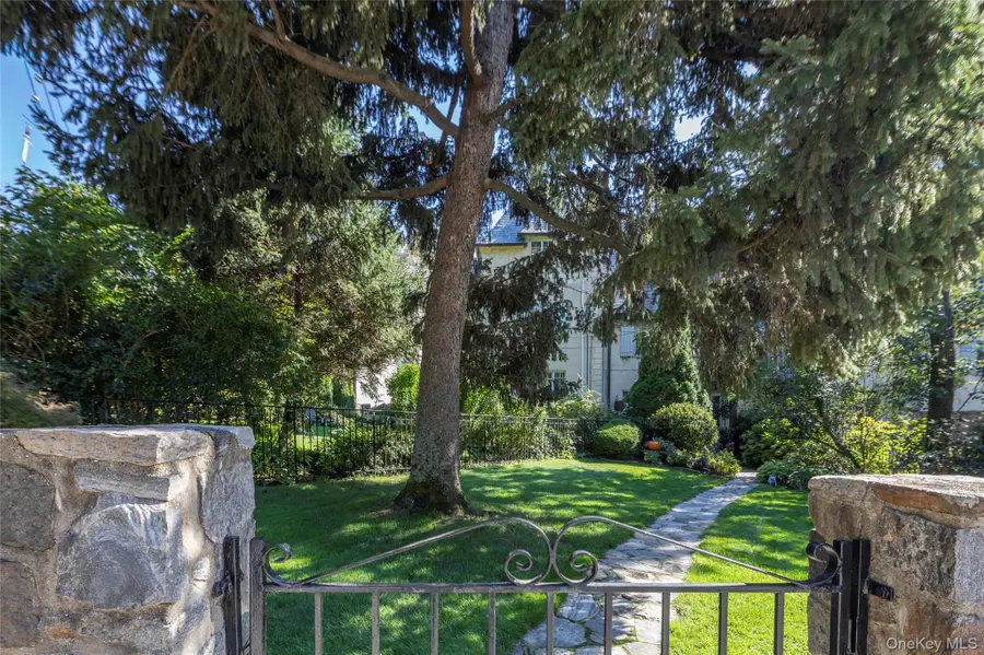 22 Normandy Terrace, Bronxville, NY 10708 - #3