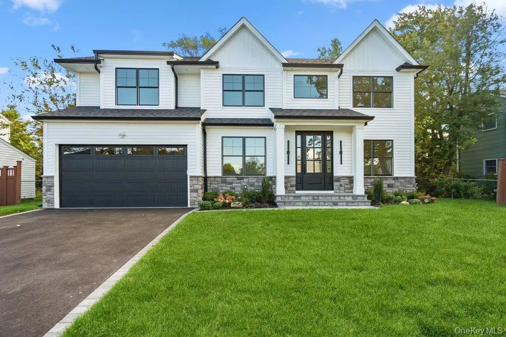 32 Jerold Street, Plainview, NY 11803 - #1