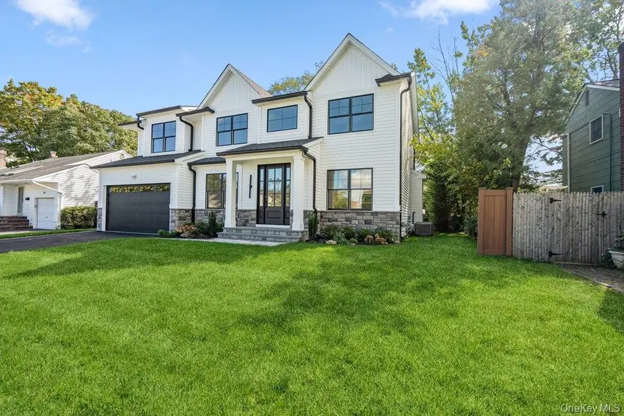 32 Jerold Street, Plainview, NY 11803 - #2