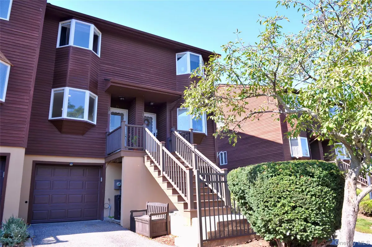 21 Knoll View, Ossining, NY 10562 - #1