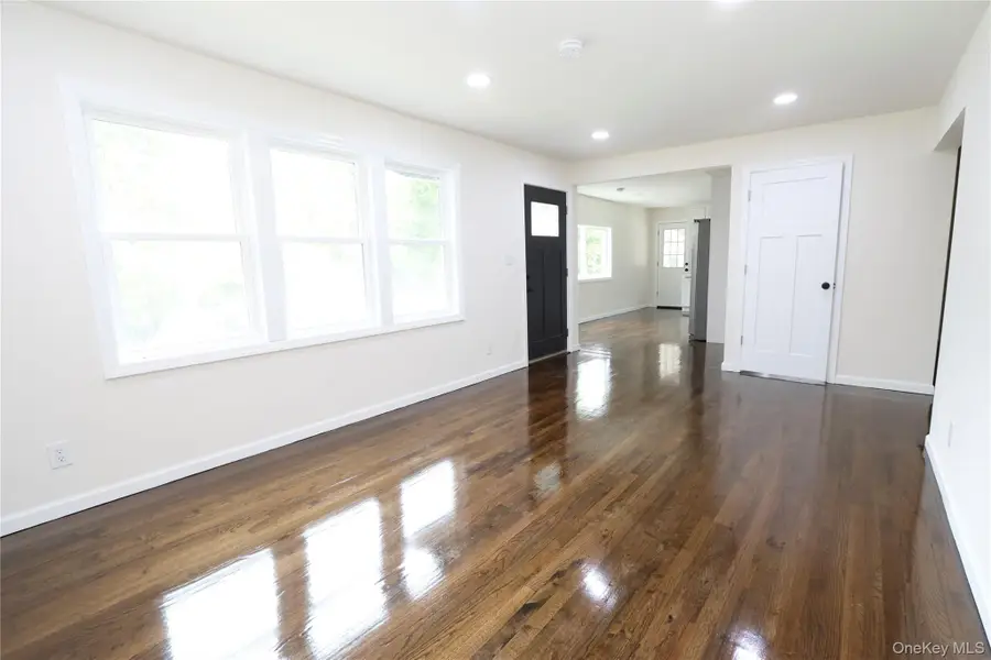472 Nichols Road, Hauppauge, NY 11788 - #2