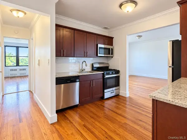150-30 71 Avenue #5H, Kew Garden Hills, NY 11367