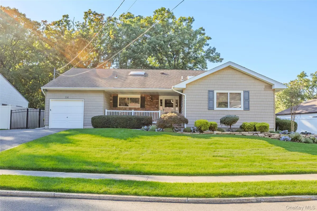 24 Kingswood Drive, Old Bethpage, NY 11804 - #1