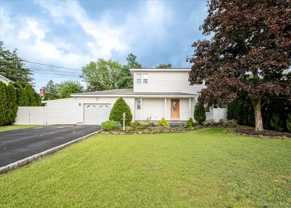 457 Washington Avenue, Patchogue, NY 11772