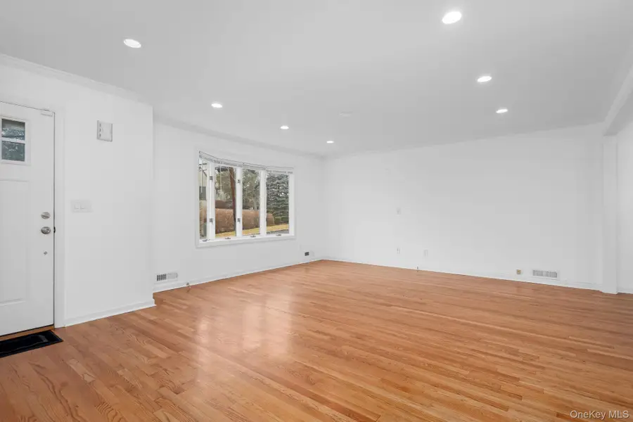 12 Chatham Road, New Rochelle, NY 10804 - #3