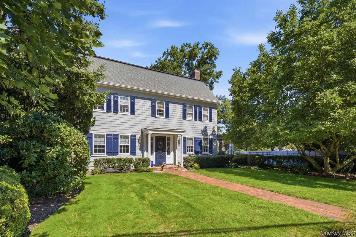 75 Dewey Street, Huntington, NY 11743 - #1