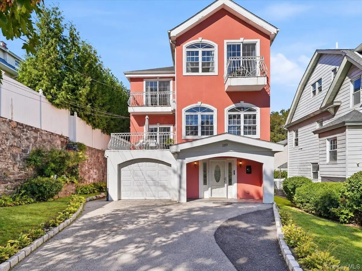 289 E Sidney Avenue, Mount Vernon, NY 10553 - #1