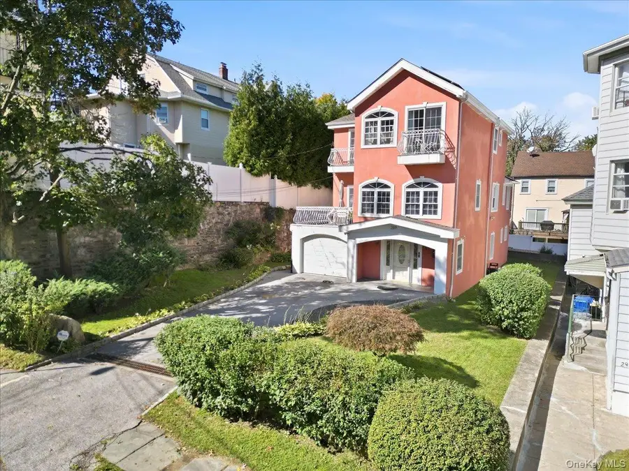 289 E Sidney Avenue, Mount Vernon, NY 10553 - #3
