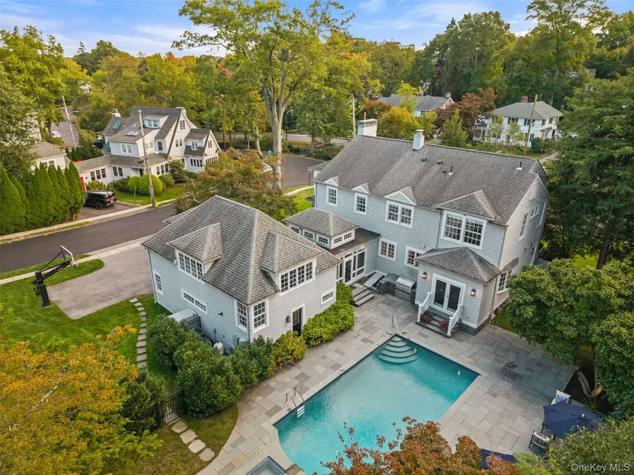 90 E Brookside Drive, Larchmont, NY 10538 - #2