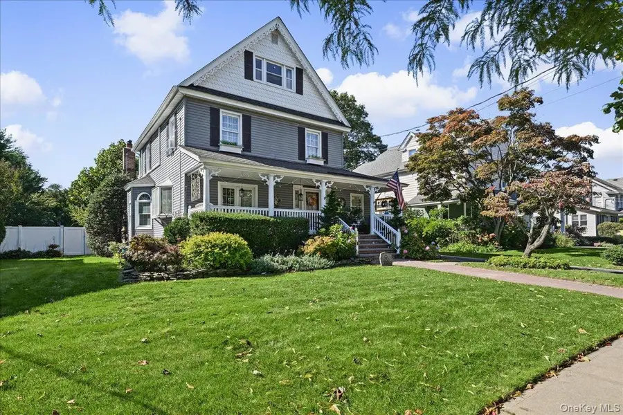 176 S Centre Avenue, Rockville Centre, NY 11570 - #2