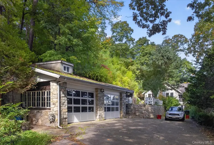 79 Tanglewylde Road, Lake Peekskill, NY 10537 - #3