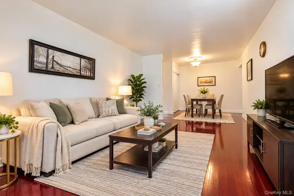 27-05 Parsons Boulevard #6F, Flushing, NY 11354