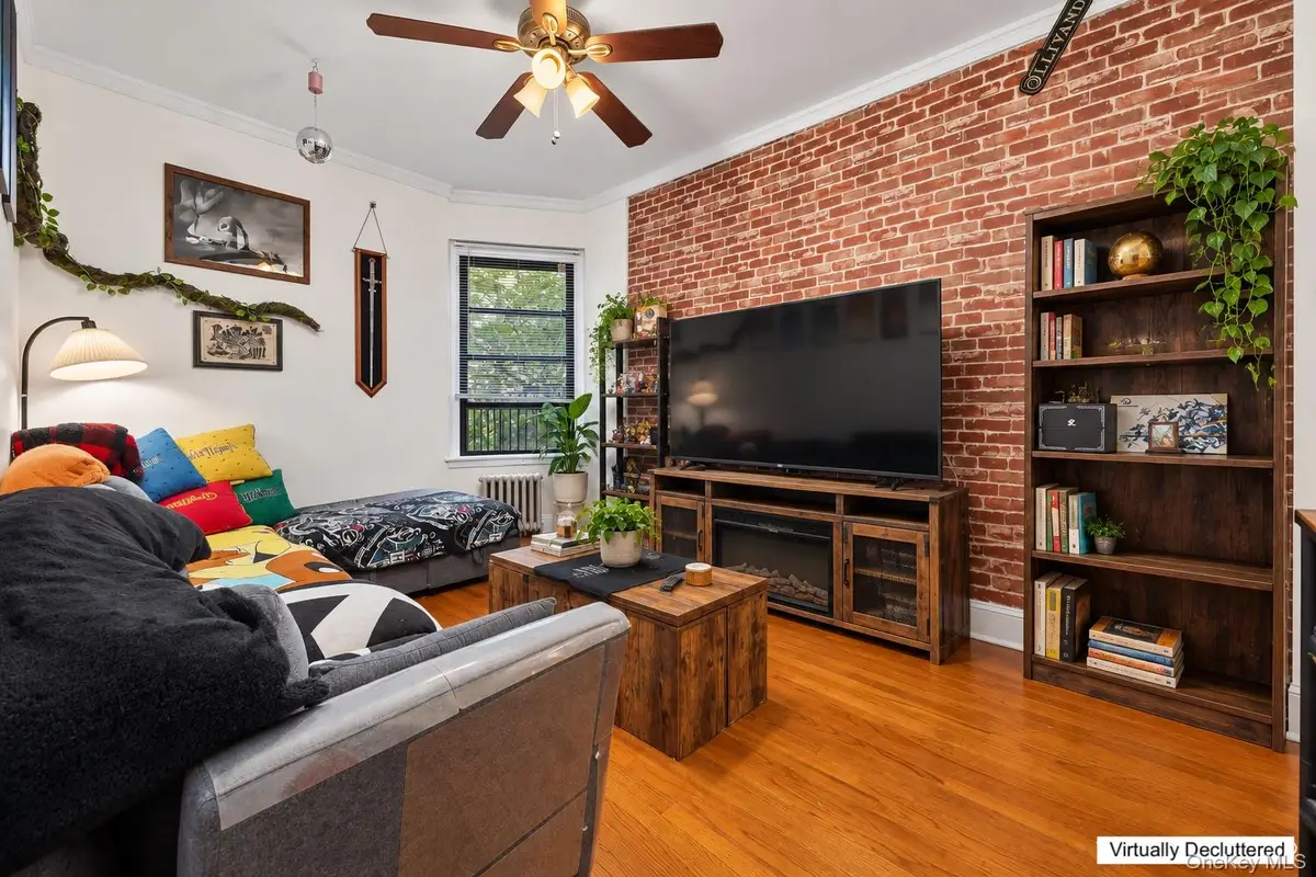 21-48 35th Street #2F, Astoria, NY 11105 - #1