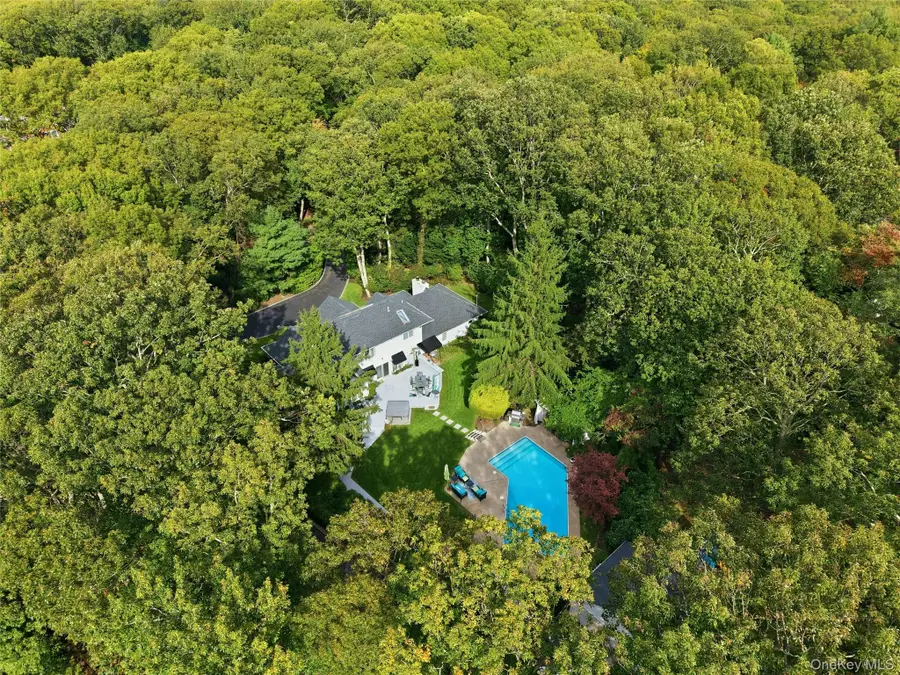 52 W Meadow Road, Setauket, NY 11733 - #3